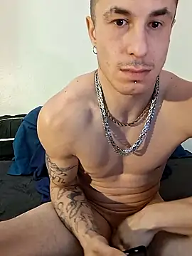 Snapshot of --D-a-D-D-y- chatting on March 14, 7:36 am --D-a-D-D-y- online show from March 14, 7:36 am