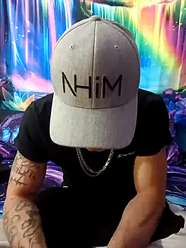 Snapshot of --D-a-D-D-y- chatting on March 15, 10:43 am --D-a-D-D-y- online show from March 15, 10:43 am