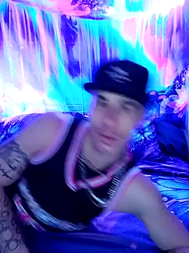 Snapshot of --D-a-D-D-y- chatting on March 15, 11:22 pm --D-a-D-D-y- online show from March 15, 11:22 pm