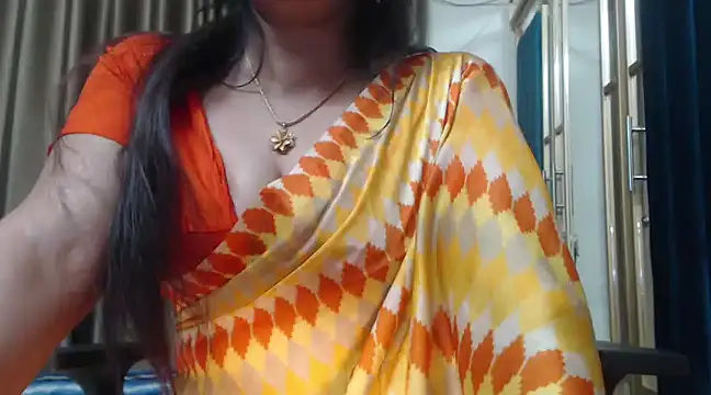 desi-maisa130 online show from December 1, 4:29 pm
