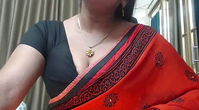 desi-maisa130 online show from March 15, 7:27 pm