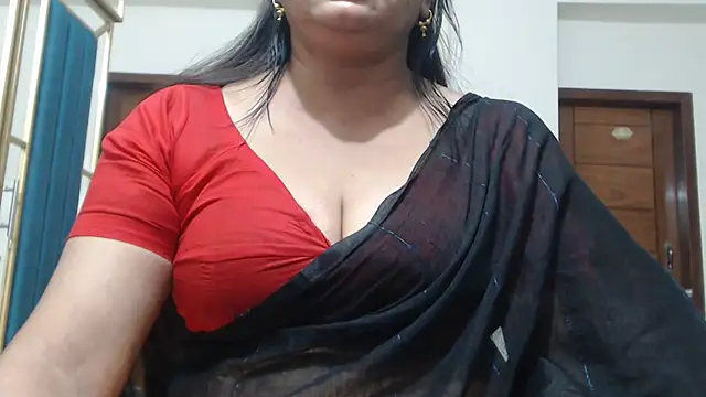 Snapshot of desi-maisa130 chatting on April 25, 4:37 pm desi-maisa130 online show from April 25, 4:37 pm