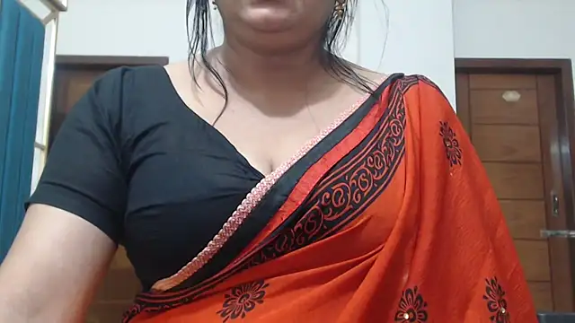 Snapshot of desi-maisa130 chatting on April 29, 4:44 pm desi-maisa130 online show from April 29, 4:44 pm