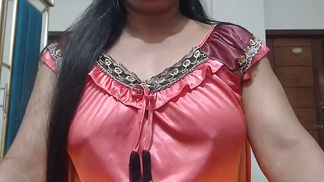 Snapshot of desi-maisa130 chatting on May 2, 4:23 pm desi-maisa130 online show from May 2, 4:23 pm