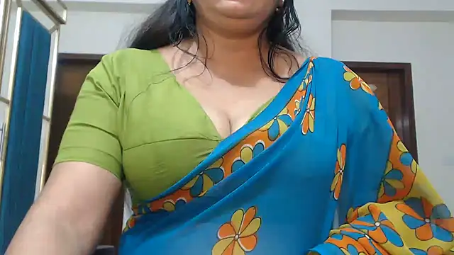 Snapshot of desi-maisa130 chatting on May 16, 5:12 pm desi-maisa130 online show from May 16, 5:12 pm