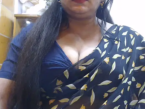 Snapshot of desi-maisa130 chatting on June 13, 5:22 pm desi-maisa130 online show from June 13, 5:22 pm