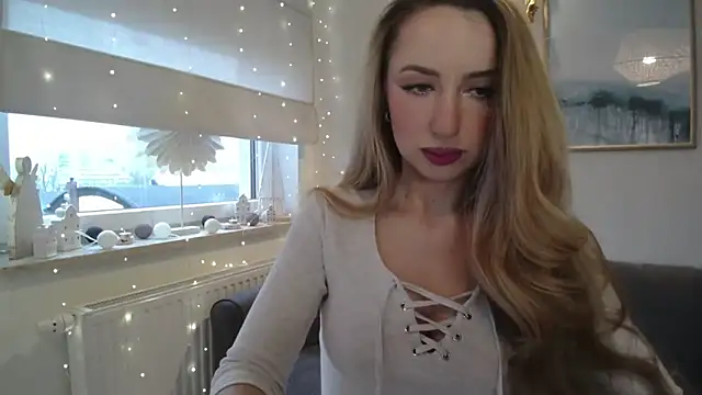 JulietteDiamond online show from December 18, 8:20 am