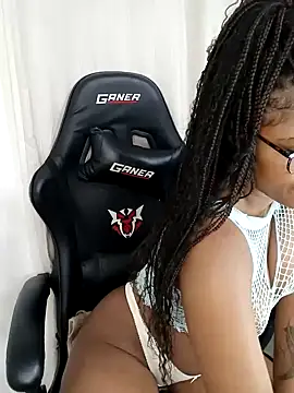 charmainexxx online show from September 27, 3:50 pm