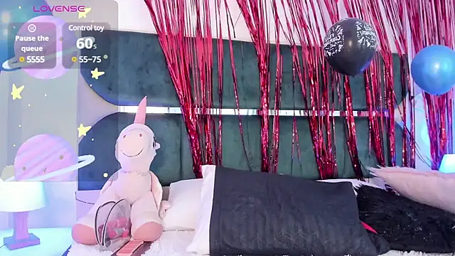 Victoria west online show from February 4, 12:19 am