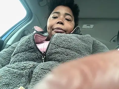 JCCaramelbarbie1 online show from December 16, 5:00 pm