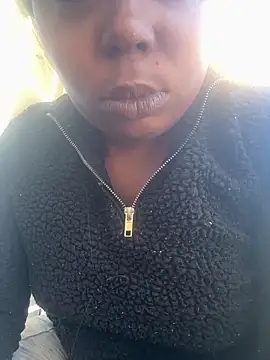 JCCaramelbarbie1 online show from February 9, 4:22 pm