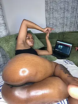 Snapshot of Doublefreaks chatting on March 15, 3:29 pm Doublefreaks online show from March 15, 3:29 pm