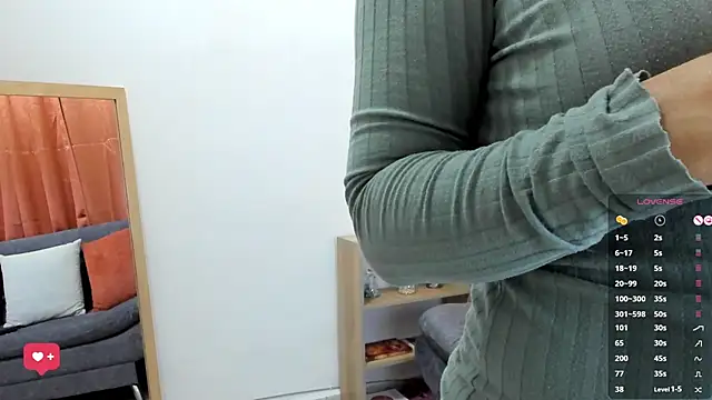 Snapshot of _AllisonSweet_ chatting on March 10, 11:10 am AllisonSweet online show from March 10, 11:10 am