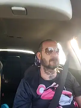 Snapshot of teddy79good chatting on October 2, 3:41 pm teddy79good online show from October 2, 3:41 pm