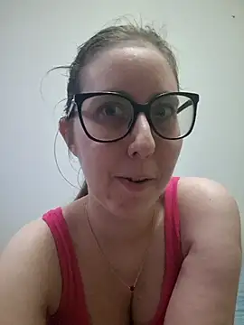 Snapshot of Sarah459 chatting on February 13, 6:48 pm Sarah459 online show from February 13, 6:48 pm