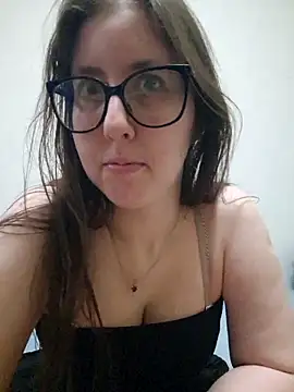 Snapshot of Sarah459 chatting on February 26, 5:01 pm Sarah459 online show from February 26, 5:01 pm