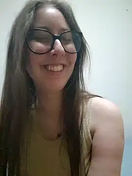 Snapshot of Sarah459 chatting on March 5, 7:32 pm Sarah459 online show from March 5, 7:32 pm