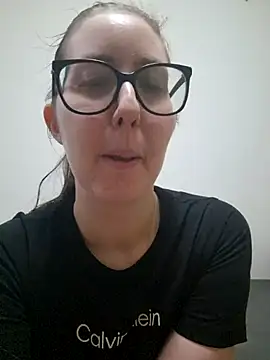 Snapshot of Sarah459 chatting on March 12, 8:15 pm Sarah459 online show from March 12, 8:15 pm