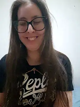 Snapshot of Sarah459 chatting on April 14, 5:41 pm Sarah459 online show from April 14, 5:41 pm