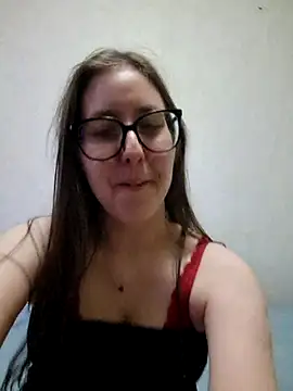 Snapshot of Sarah459 chatting on April 22, 8:10 pm Sarah459 online show from April 22, 8:10 pm