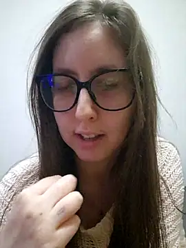 Snapshot of Sarah459 chatting on June 12, 12:31 am Sarah459 online show from June 12, 12:31 am