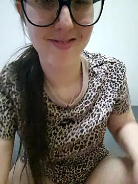 Snapshot of Sarah459 chatting on June 14, 6:43 pm Sarah459 online show from June 14, 6:43 pm