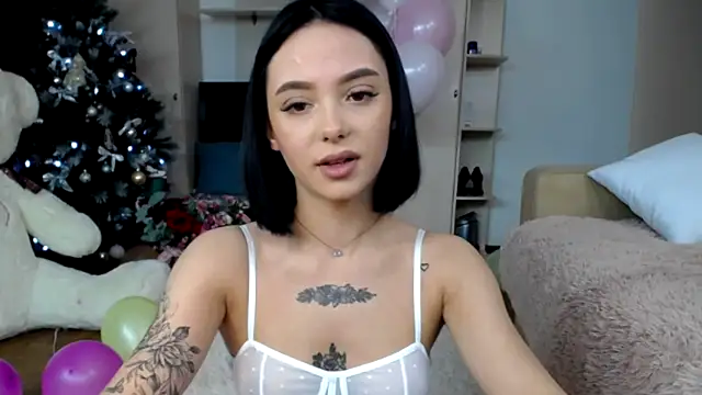 AlmaSquirt online show from December 15, 6:29 am