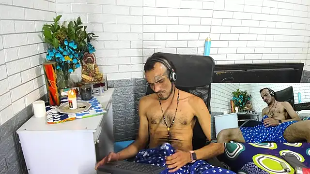 GeorgeZarrate online show from July 11, 3:53 am