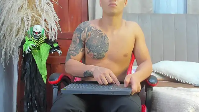 angel adamx online show from October 18, 3:31 am