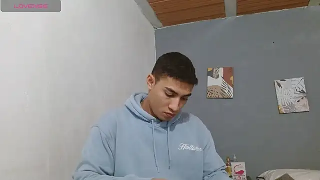 angel adamx online show from November 17, 8:42 am