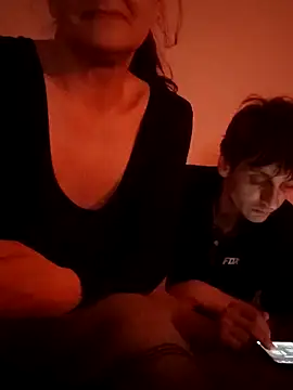 Rozpolcena online show from March 18, 12:14 am