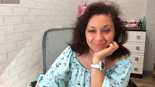 TeasyLana online show from May 21, 4:52 am
