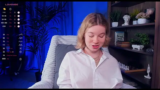 Snapshot of PollyHathor chatting on January 12, 9:29 pm PollyHathor online show from January 12, 9:29 pm