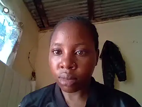 Queen loveer online show from March 15, 2:01 pm