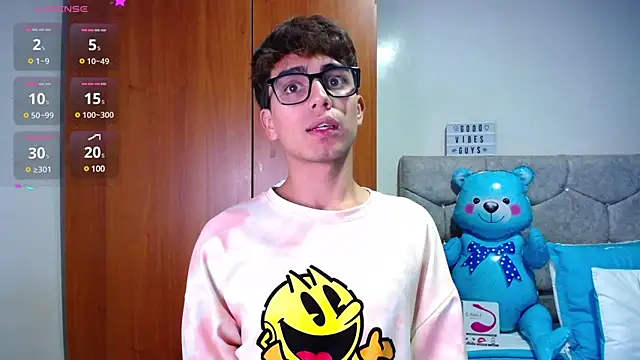 OwenBluee online show from January 17, 3:23 am