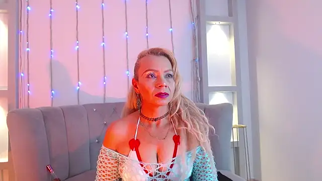 AnastasiaTaylor  online show from March 6, 5:42 pm