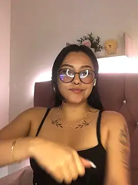 angellique 22 online show from December 22, 4:28 am