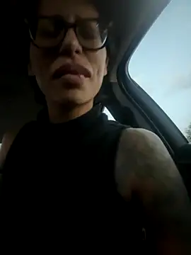 myloveforyouu online show from November 22, 11:48 pm