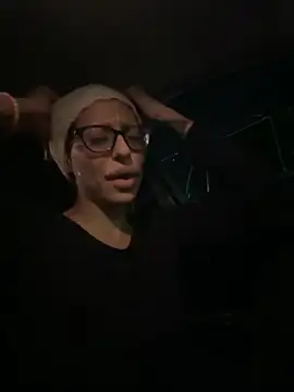 myloveforyouu online show from November 30, 12:47 am