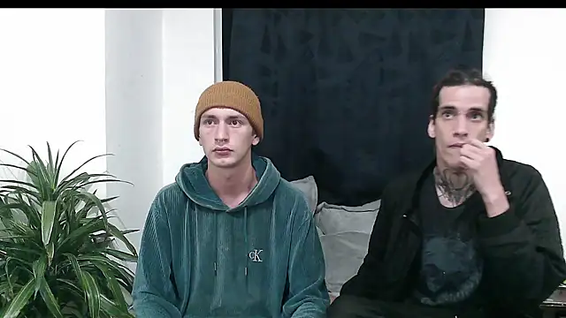 Dan Yagami online show from December 28, 4:51 am