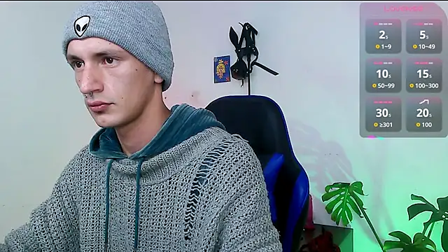 Snapshot of Dan_Yagami chatting on October 10, 12:31 am Dan Yagami online show from October 10, 12:31 am