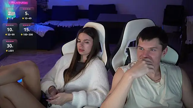 Snapshot of crazycats_ chatting on March 20, 1:43 am crazycats online show from March 20, 1:43 am