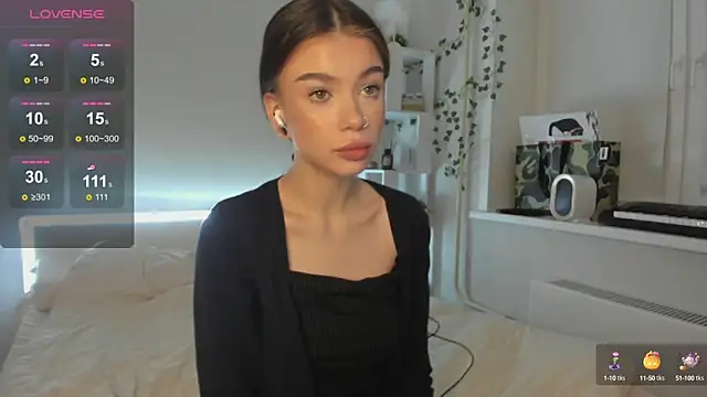 Tune Godness online show from January 30, 6:00 pm