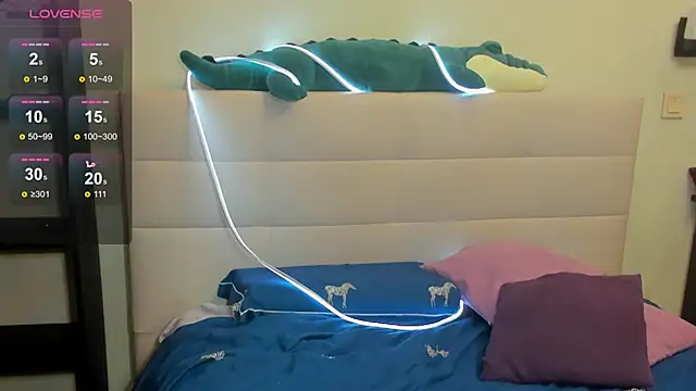 Tune Godness online show from March 21, 1:13 am