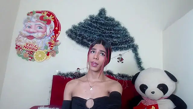 Snapshot of Luluu_08 chatting on December 30, 8:36 pm Luluu 08 online show from December 30, 8:36 pm