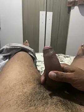 gomespauz online show from December 11, 2:44 pm