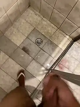 gomespauz online show from February 17, 5:41 pm