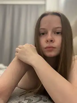 Snapshot of wrenlie chatting on November 17, 7:30 pm wrenlie online show from November 17, 7:30 pm