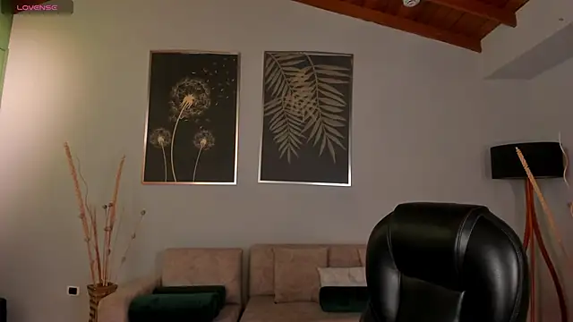 ValeriaRiveraX online show from January 13, 3:45 am