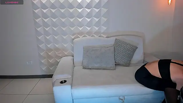 MariaHerrera  online show from March 7, 9:56 pm